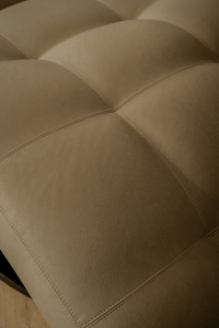 Vera - Plush + Oak (All)
