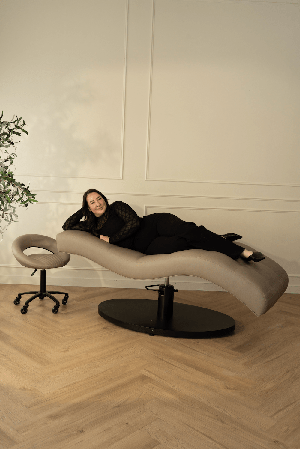 Vera - Plush + Oak (All)