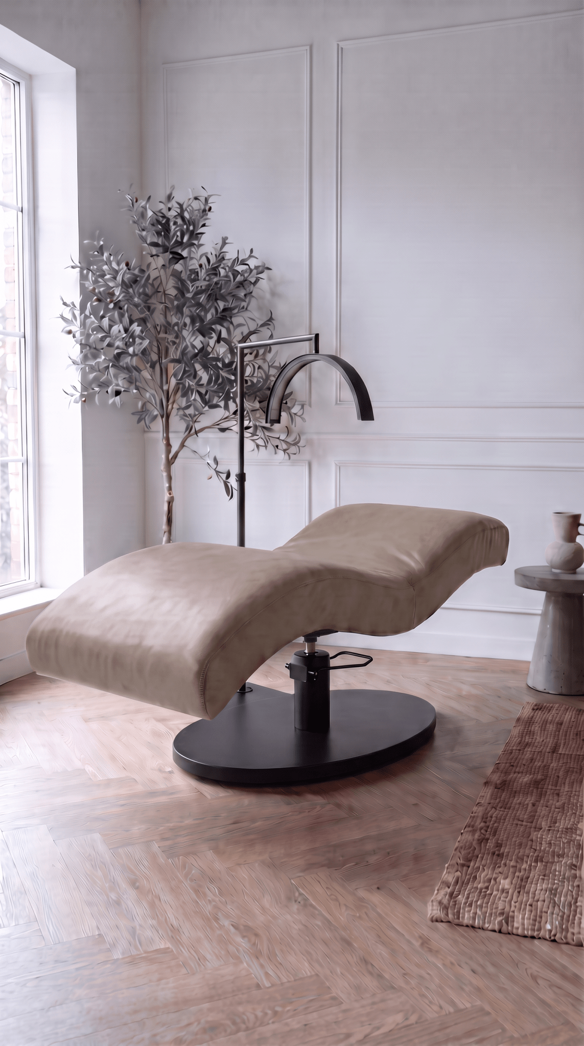 Vera Sleek 360® Curved Beauty Bed with Swivel (Matte Black) - Plush + Oak